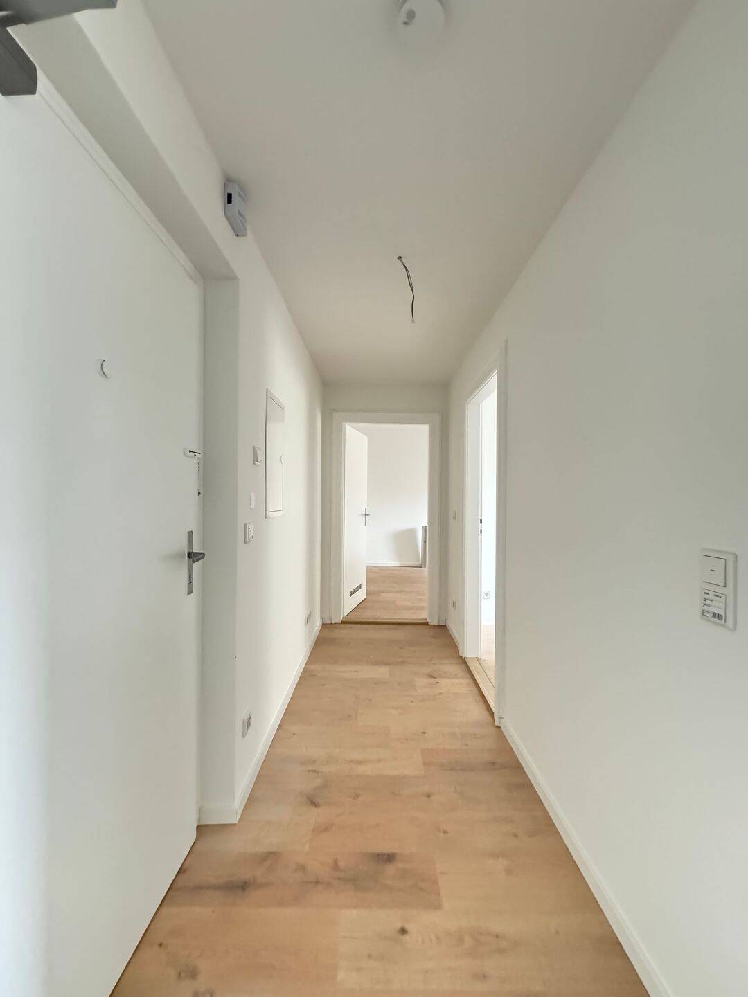2-Zimmer-Wohnung mit Einbauküche in Nürnberg-Bulmannstraße – Nürnberg – Vorschaubild 3