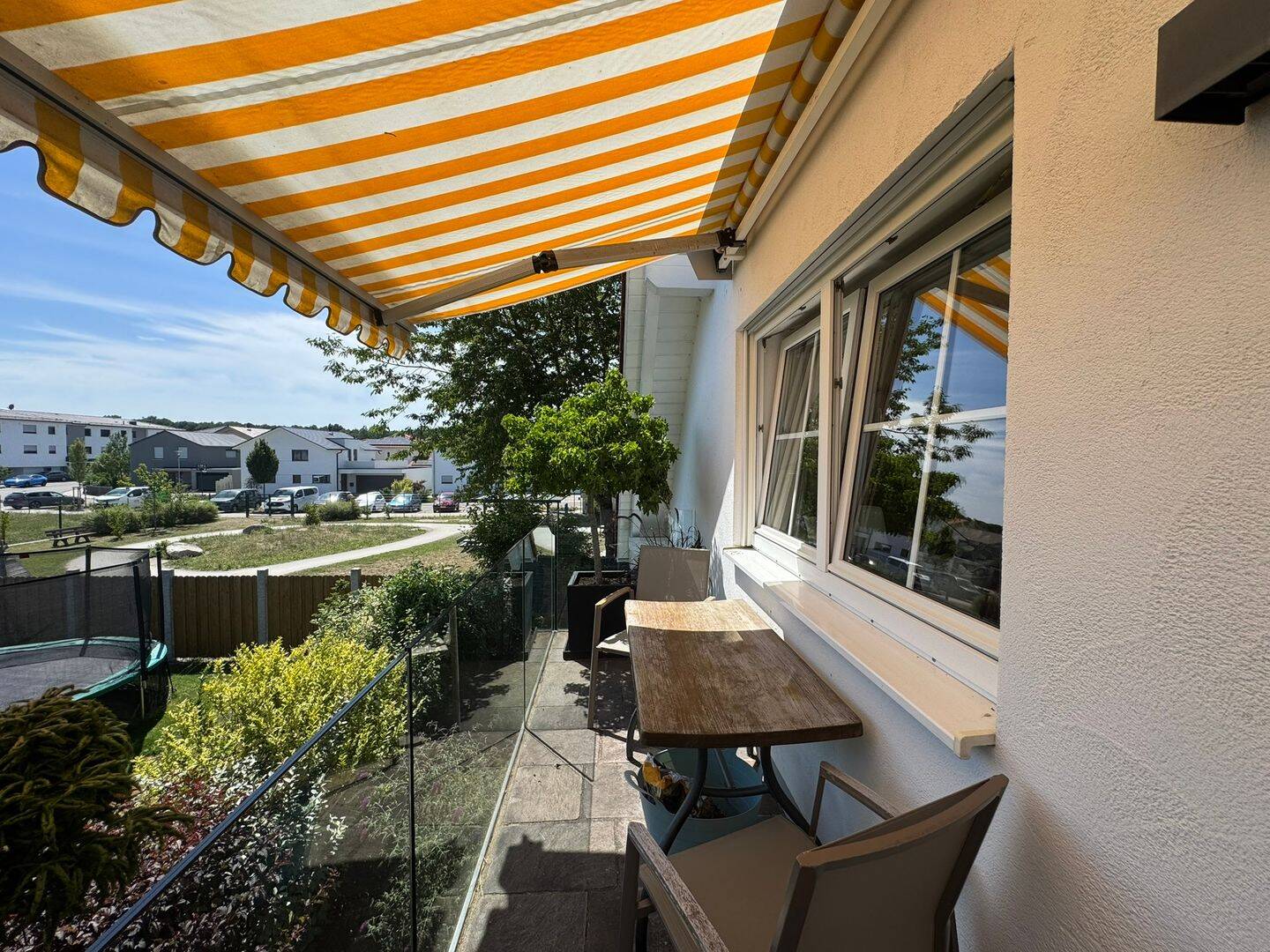 Helle 2-3 Zi.-Maisonettewohnung inkl. Stellplatz, Balkon, ruhig gelegen
