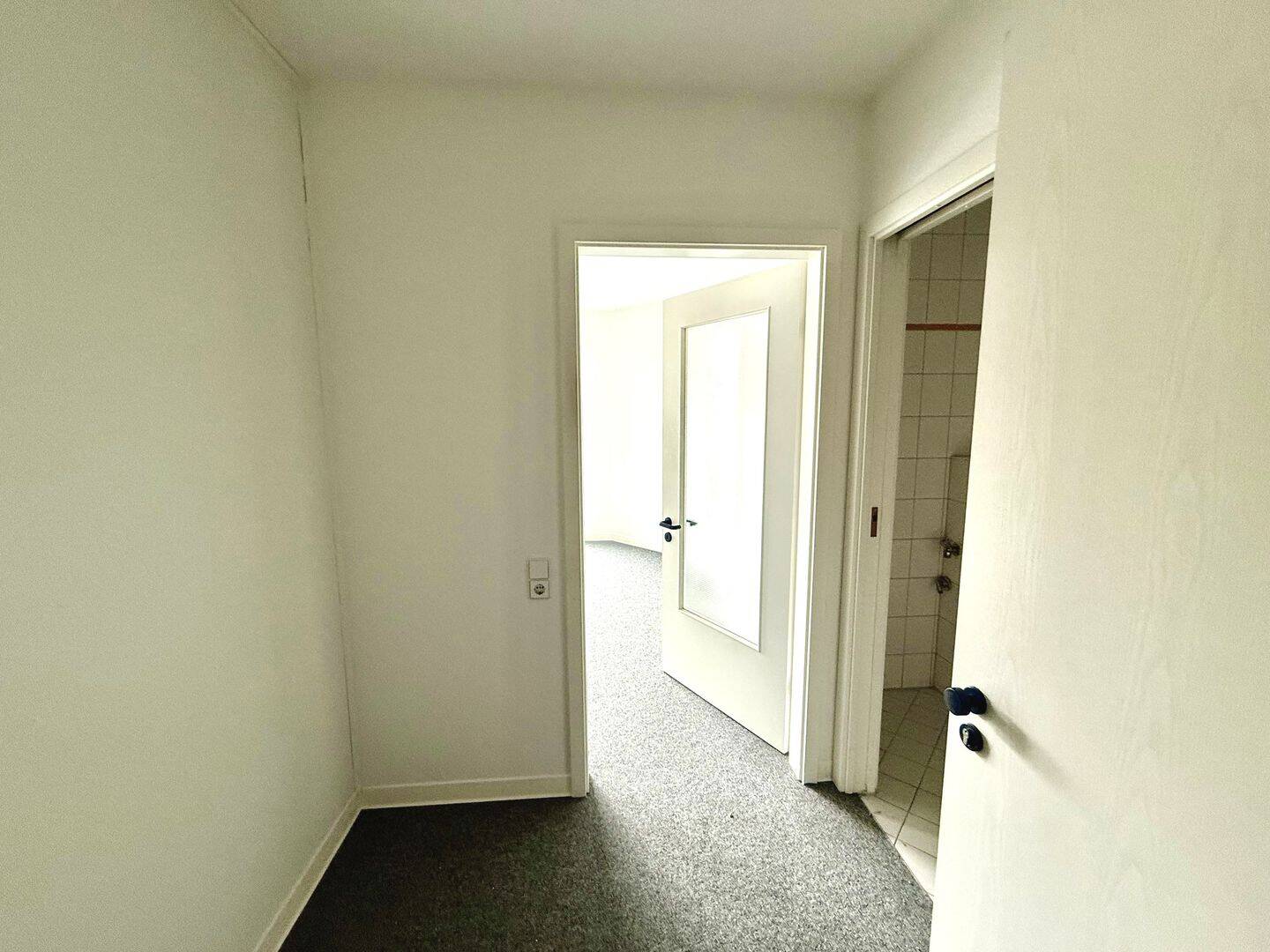 BARRIEREFREI - SENIOR LIVING - 2-Raum mit großem Balkon - – Chemnitz – Vorschaubild 6