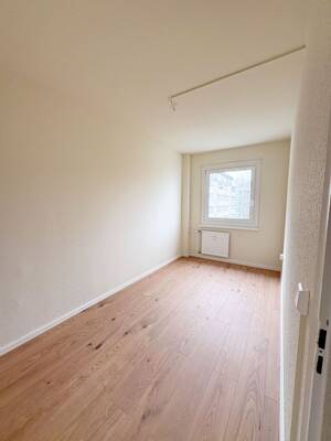 Moderne 3-Zimmer-Wohnung mit Balkon und Einbauküche in Dresden-Leubnitz-Neuostra – 1219 Dresden – Vorschaubild 6