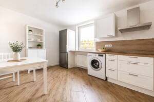 Wohnkomfort in Berg am Laim - hochwertig modernisierte 3-Zimmer-Wohnung – 81671 München – Vorschaubild 4