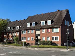 RESERVIERT - Grundstück mit zwei Mehrfamilienhäusern bei Niendorf Markt