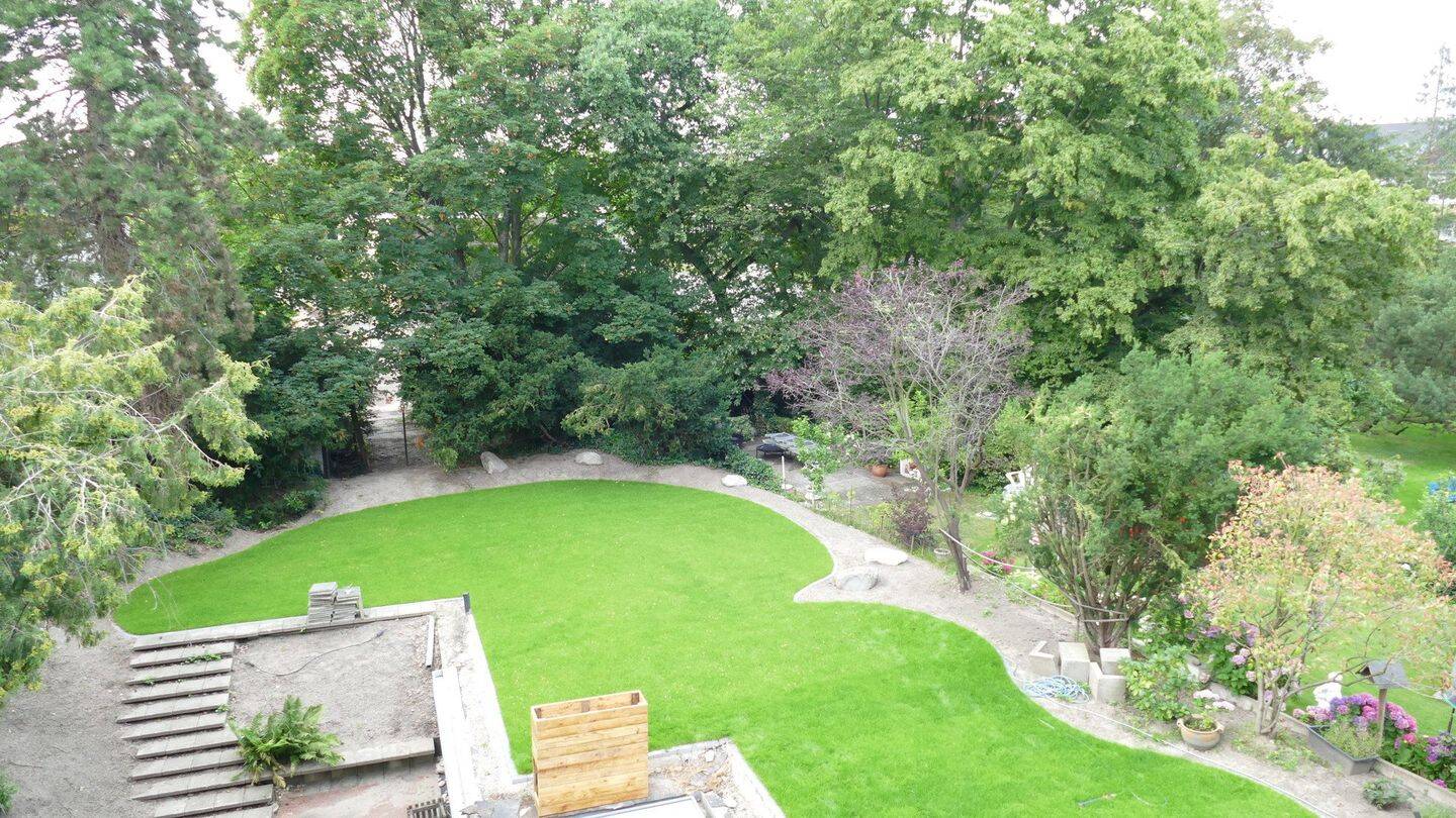 Lage! Lage! Lage! 2. Bezug kernsanierter Traumwohnung mit Gartenblick