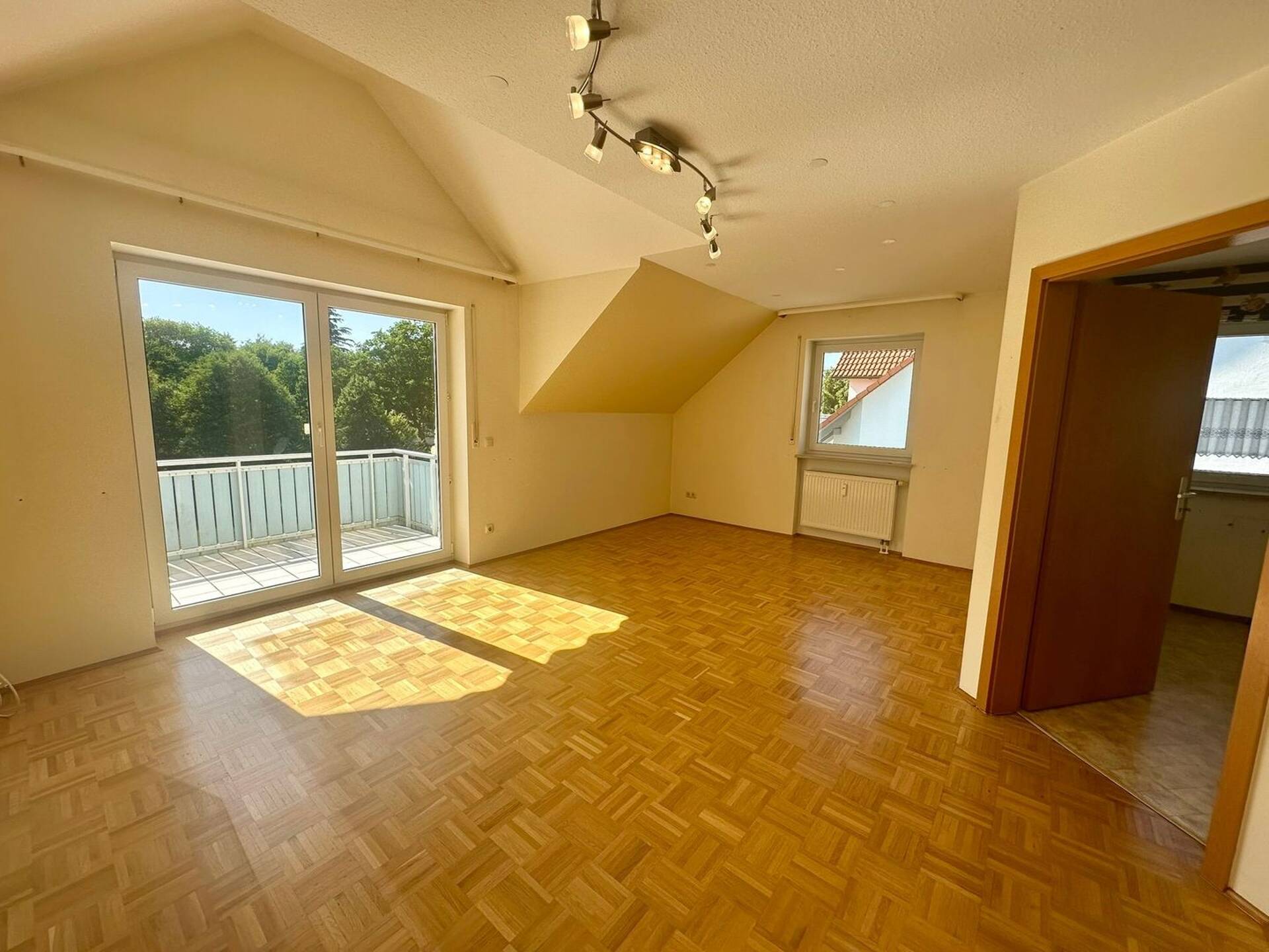 Dachgeschosswohnung in 86381 Krumbach mit 75,67 m² kaufen