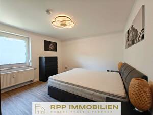 Zum Selbstbezug oder als Kapitalanlage geeignet: Renovierte Etagenwohnung mit sonnigem Südbalkon – 80997 München – Vorschaubild 8
