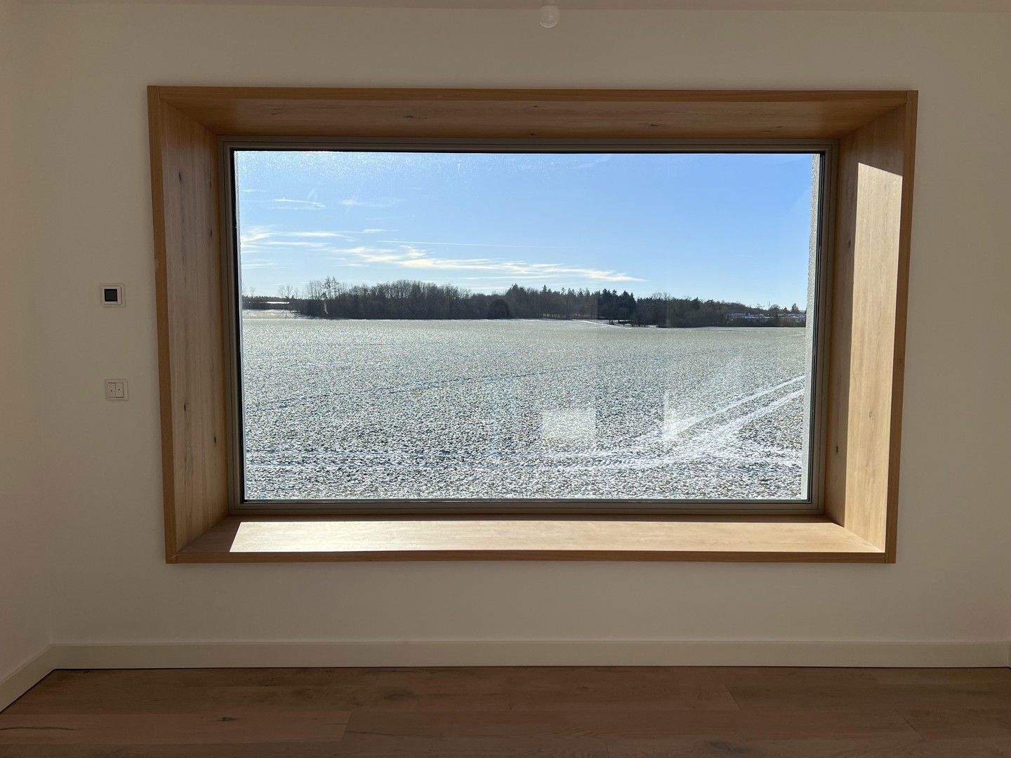 Einfamilienhaus mit 3 Bädern, 7 Zimmern/möglicher Einliegerwohnung und Traumblick – München – Bild 1 von 9