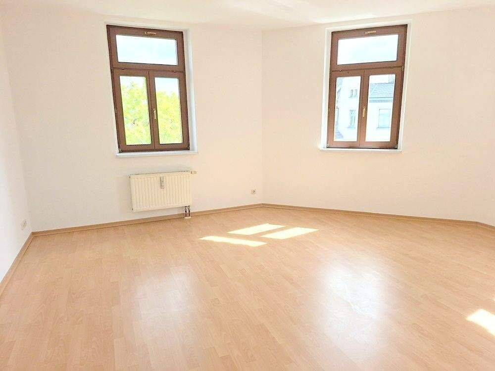 !! UNI-Nähe, 2-Raum-Dachgeschosswohnung mit Laminat !! – Chemnitz – Vorschaubild 2