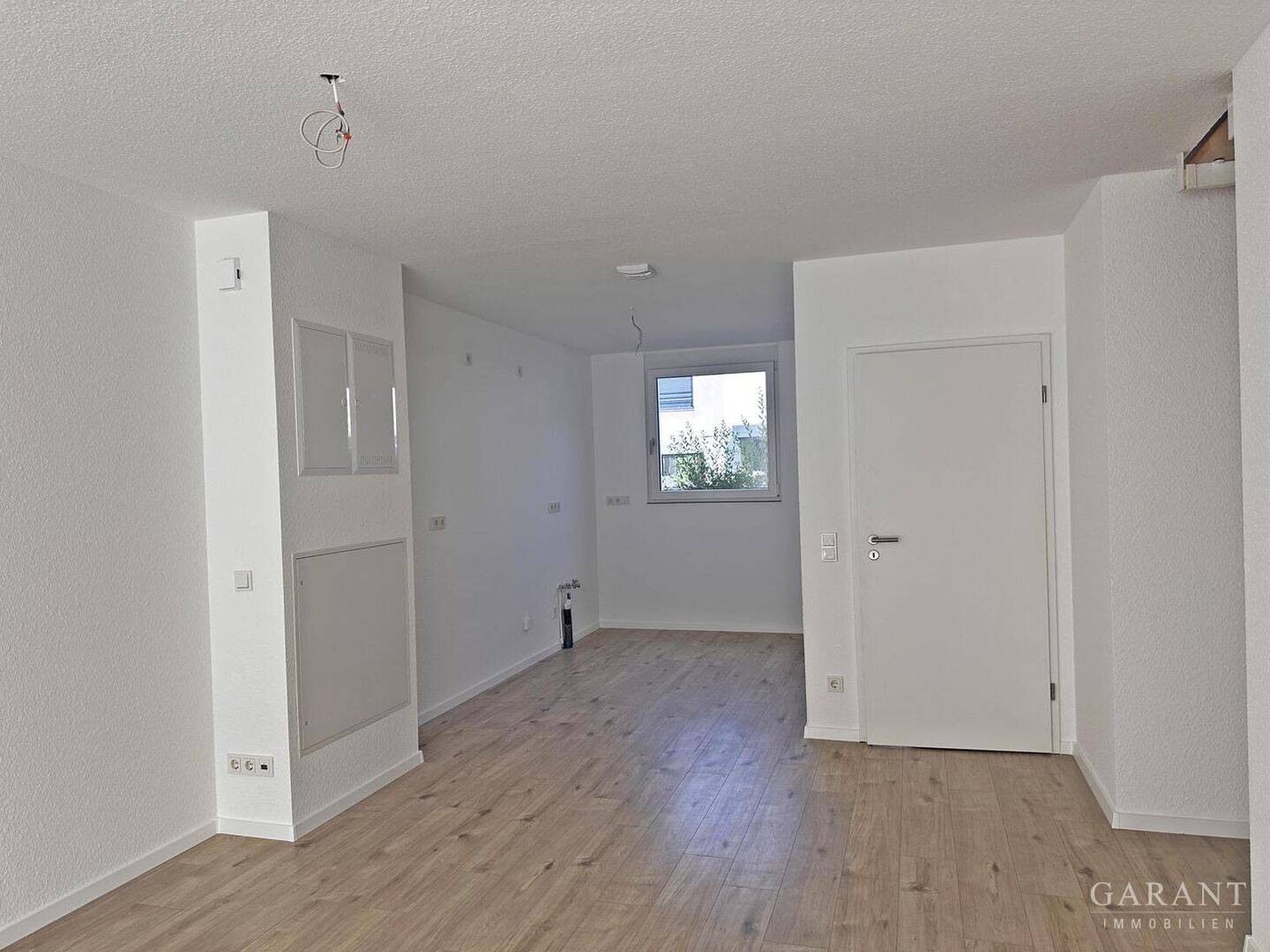 Einziehen und Wohlfühlen - hochwertiges Reihenhaus mit Garten und Terrasse – Sinsheim – Vorschaubild 3