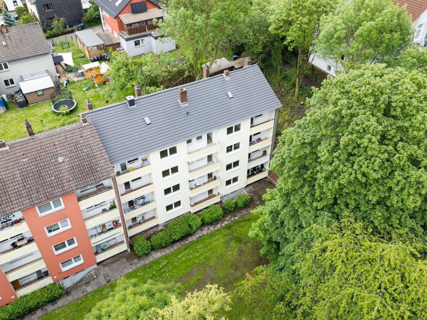 MFH Hamm · 6% Rendite · 80.280 € p.a. · 12 WE · aufgeteilt · provisionsfrei