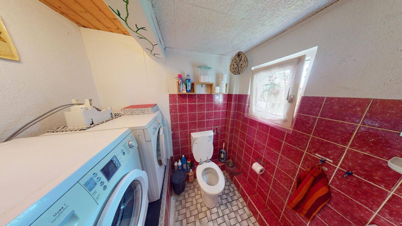 Geräumiges Familienhaus mit 173 m² Wohnfläche, Garten, Terrasse und Garage – Wuppertal – Vorschaubild 3