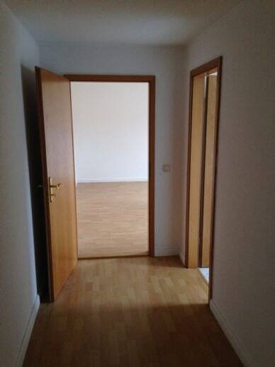 Hübsche, zentrumsnahe DG-2-Zi.-Wohnung – Chemnitz – Vorschaubild 7