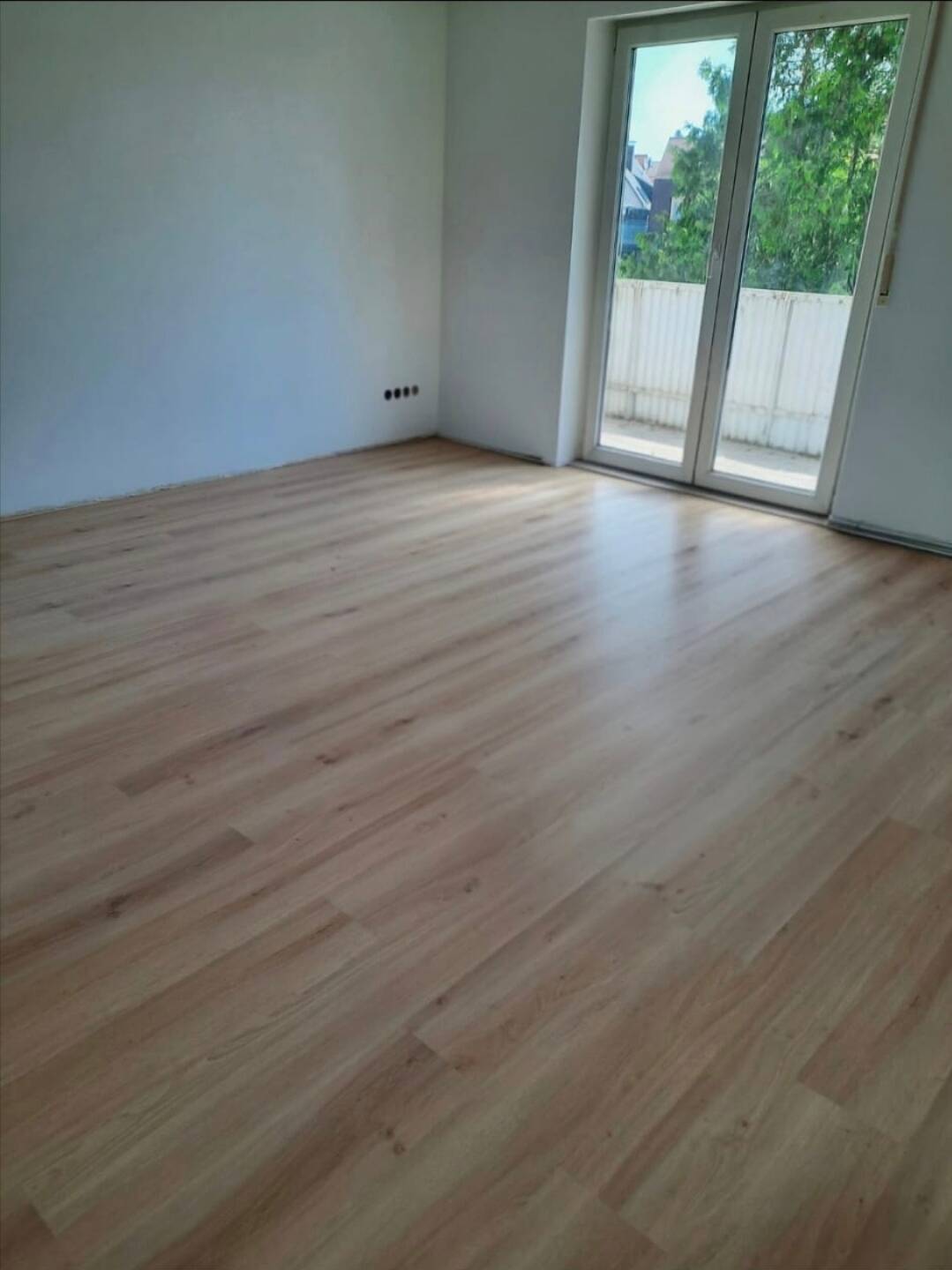 Frisch sanierte 3 zimmer Wohnung, zntl. Behringersdorf – Schwaig bei Nürnberg – Vorschaubild 5