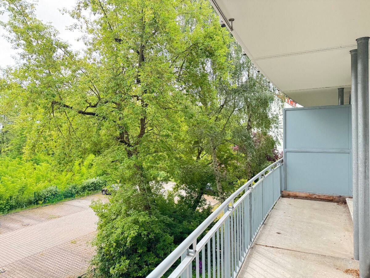 Schöne Eigentumswohnung mit Blick ins Grüne – 13127 Berlin – Bild 1 von 8