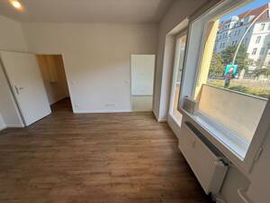 BESICHTIGUNG Freitag 12:30 Charlottenburg: Saniertes ERSTBEZUG Apartment MIT BALKON - 33 m² – 10717 Berlin – Vorschaubild 5