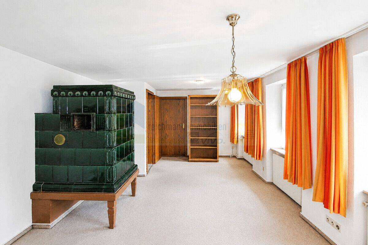 Historisches Stadthaus in Hüfingen: gepflegtes Reiheneckhaus in zentraler Lage mit Balkon, Garten, Keller und Ausbaureserve im Speicher – Hüfingen – Vorschaubild 7