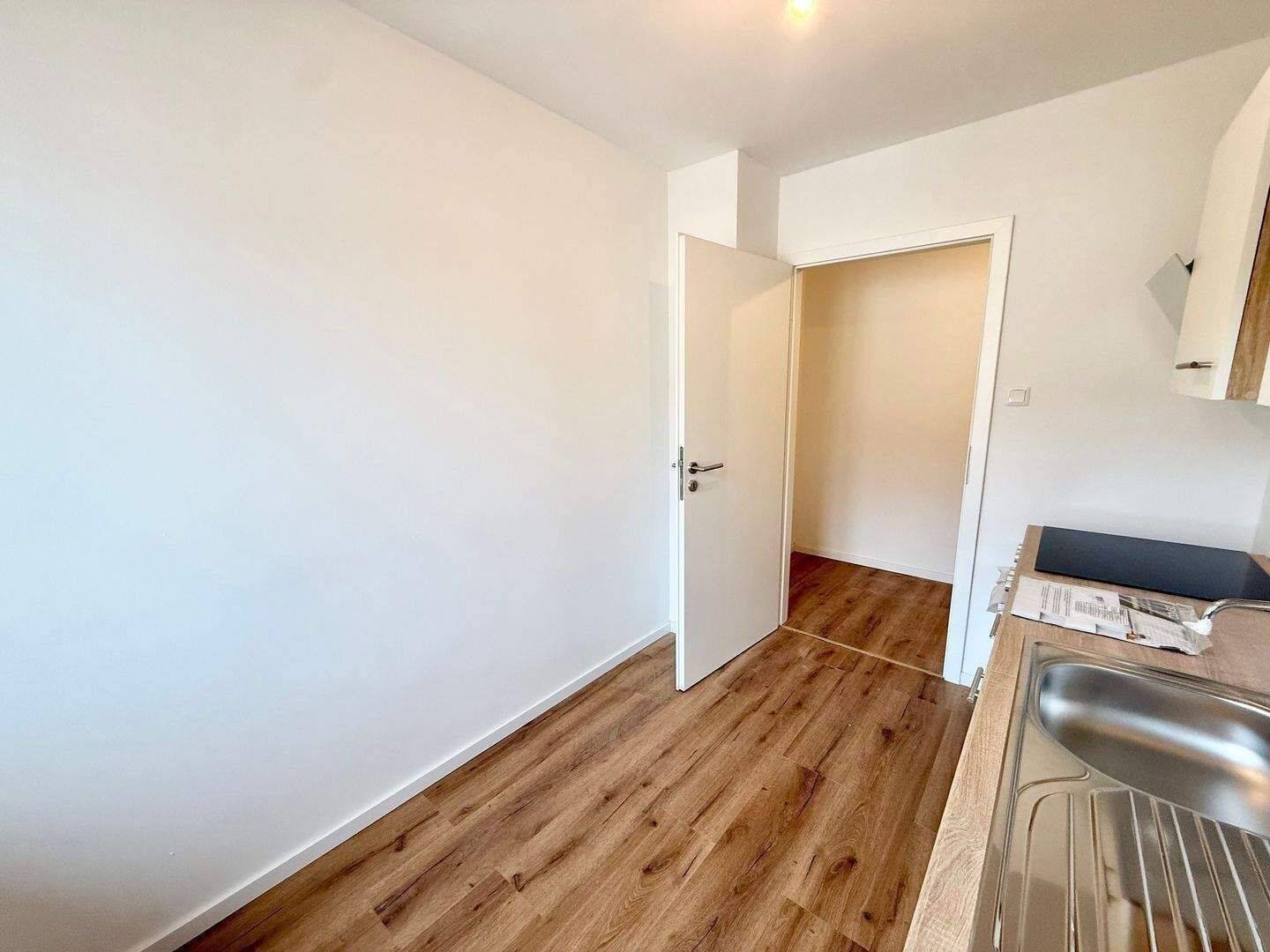 Ideal geeignet für 2-er WG! Freie & helle 2-Zimmer-Wohnung im 2.OG in nettem MFH direkt an der TH – Nürnberg – Vorschaubild 9