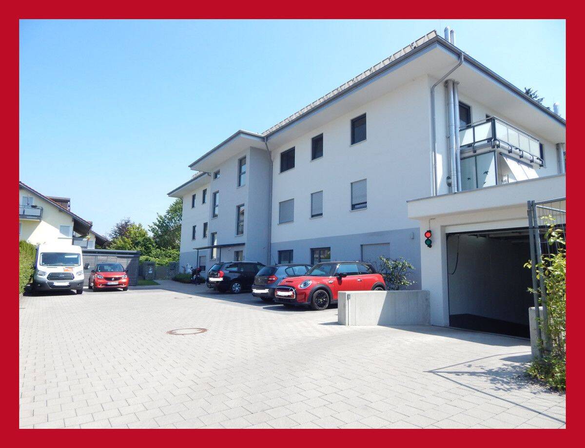 Anpruchsvolles Wohnen in bester Lage - 4 Zimmer Penthouse Wohnung in Freilassing - frei ab 01.10.26 – Freilassing – Vorschaubild 2
