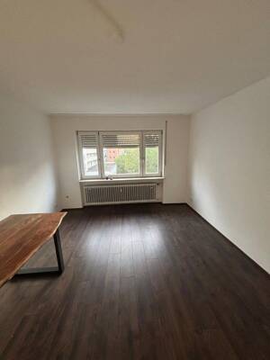Schöne 3 Zimmer Wohnung mit Balkon! – 90439 Nürnberg – Vorschaubild 5