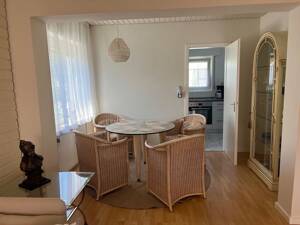 Renovierte teilmöblierte 4 Zimmerwohnung befristet auf 2 Jahre zu vermieten! – 70619 Stuttgart – Vorschaubild 5