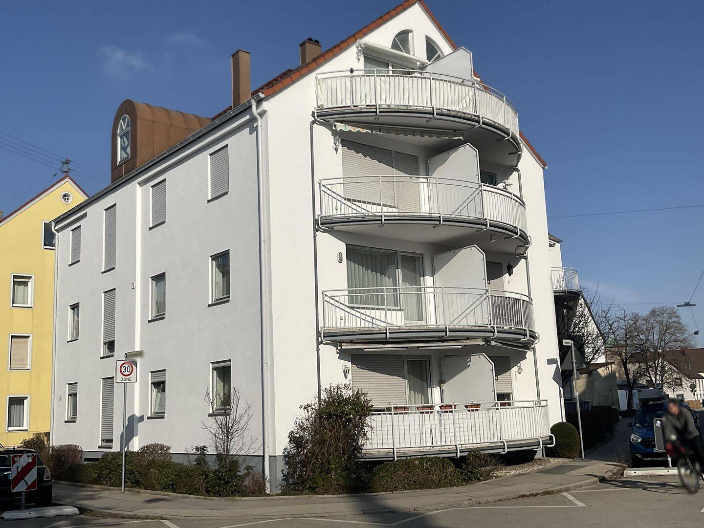 gepflegte 3-Zimmer-Wohnung in Pfersee – Augsburg – Vorschaubild 2