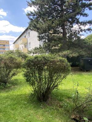 ** Sommeraktion** - Gut aufgeteilte Dachgeschosswohnung mit Balkon in Essen Dellwig