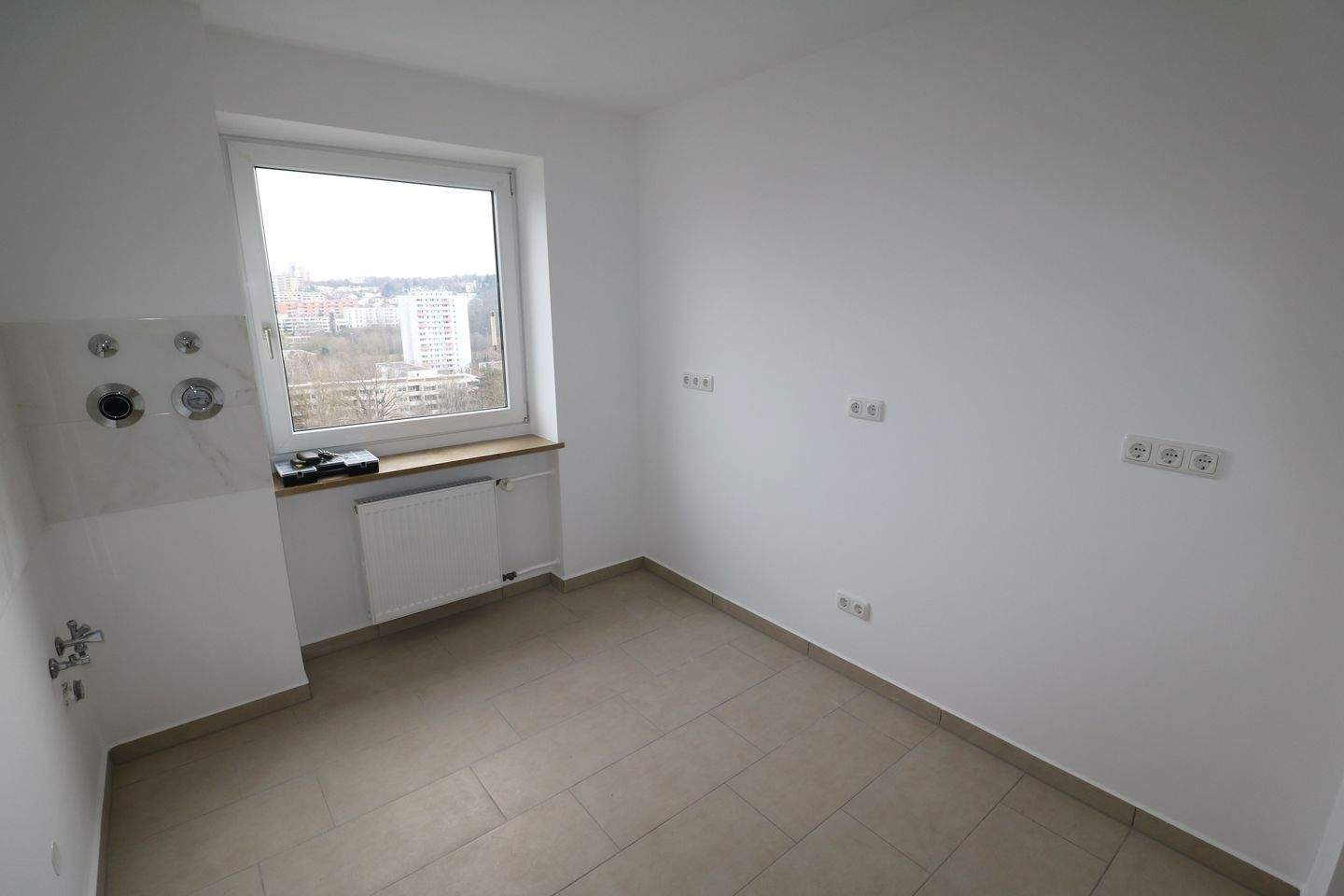 Ideal für Kapitalanleger - Vermietete 3 Zimmerwohnung - vollständig renoviert ! – Würzburg – Vorschaubild 9