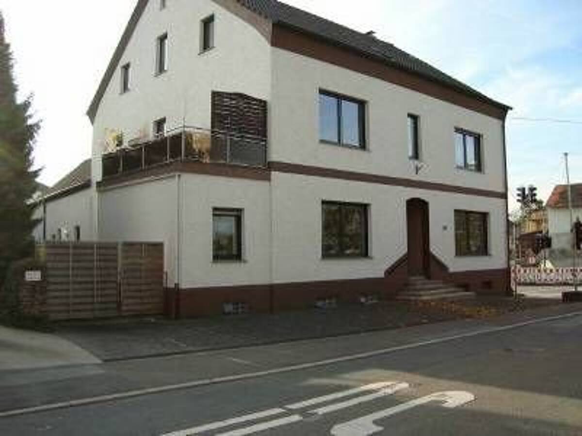 Großzügige 3 Raum-Wohnung in Klosternähe von Bochum-Stiepel – 44797 Bochum – Bild 1 von 9
