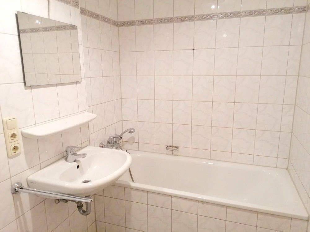 !! 2-Zimmer-Wohnung mit Balkon und neuem Laminat im Stadtteil Gablenz !! – Chemnitz – Vorschaubild 7