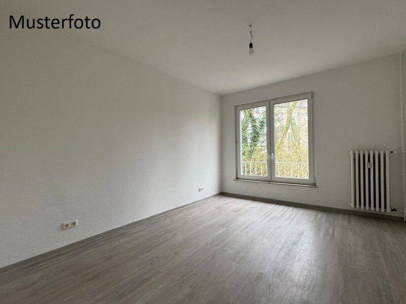 stadtnahe 2-Zimmer-Wohnung - für Sie frisch saniert – Bochum – Vorschaubild 2