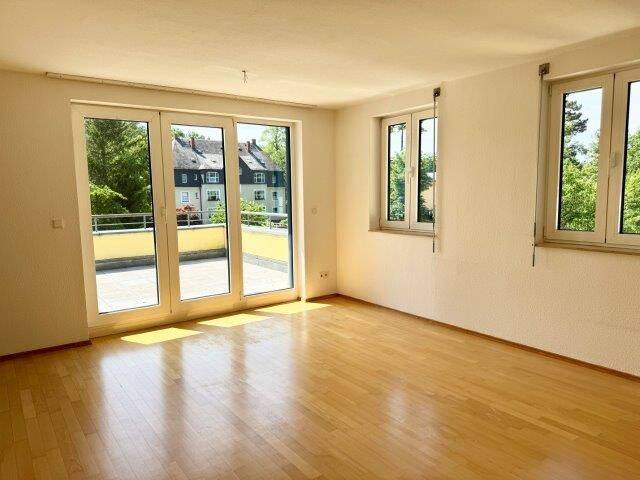2-Zi-Whg DG mit Dachterrasse u. Fußbodenheizung in kleinem MFH – Chemnitz – Vorschaubild 2
