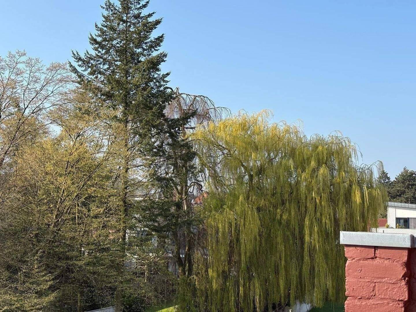 Gemütliche und top geschnittene 2 Zimmer Wohnung mit Balkon im 3 Parteienhaus ! Traumhaftes Wohnen direkt am Grenzlandstadion und Fachhochschule ! – Mönchengladbach – Vorschaubild 4