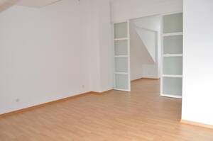 Lichtdurchflutete 4-Zi.-Dachgeschosswohnung mit zwei Dachterrassen – 80807 München – Vorschaubild 3