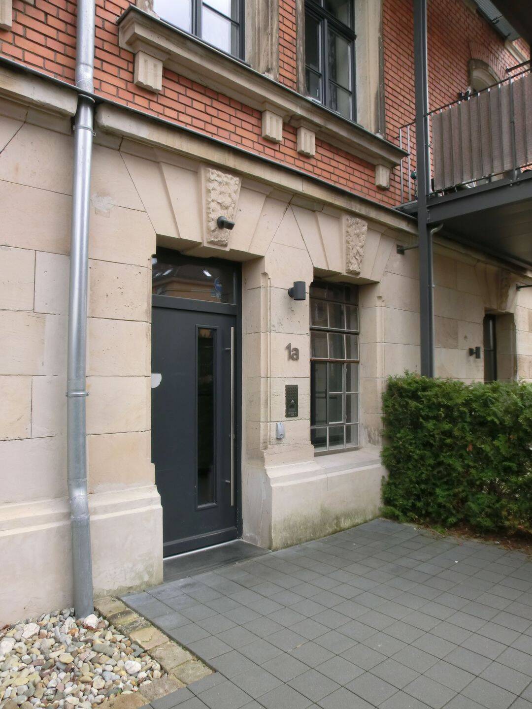 Schickes Studentenapartment in einem Gebäude unter Denkmalschutz – Erlangen – Vorschaubild 4