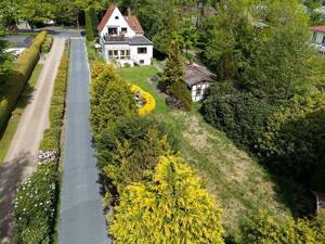 Tolles Grundstück mit über 1.300 m2 und charmanter Immobilie für die ganze Familie -- Bebauungs-Reserve vorhanden! – 28355 Bremen – Vorschaubild 4