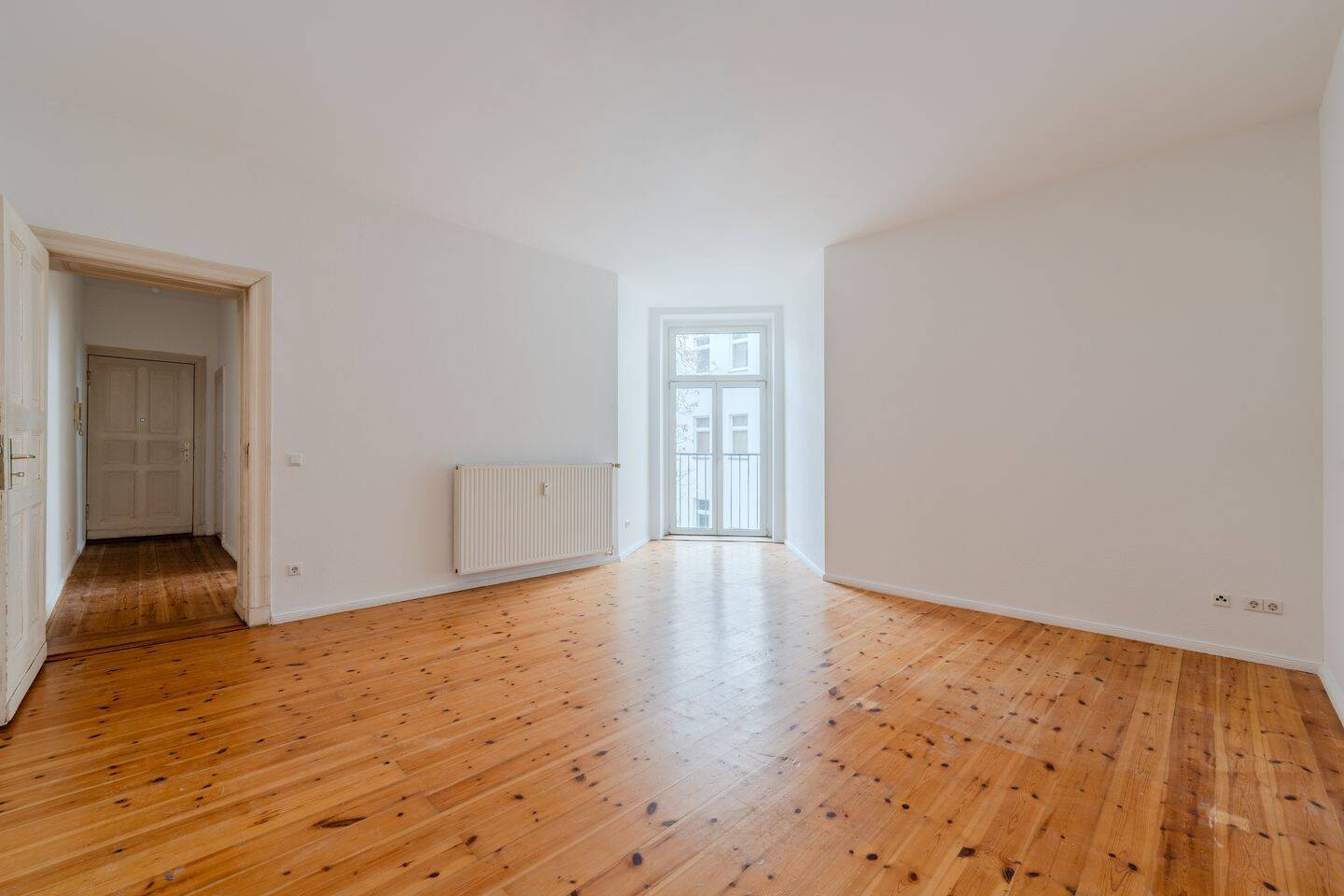 Rückzugsort im Szenekiez - helle 2-Zimmer-Wohnung mit Altbaucharakter