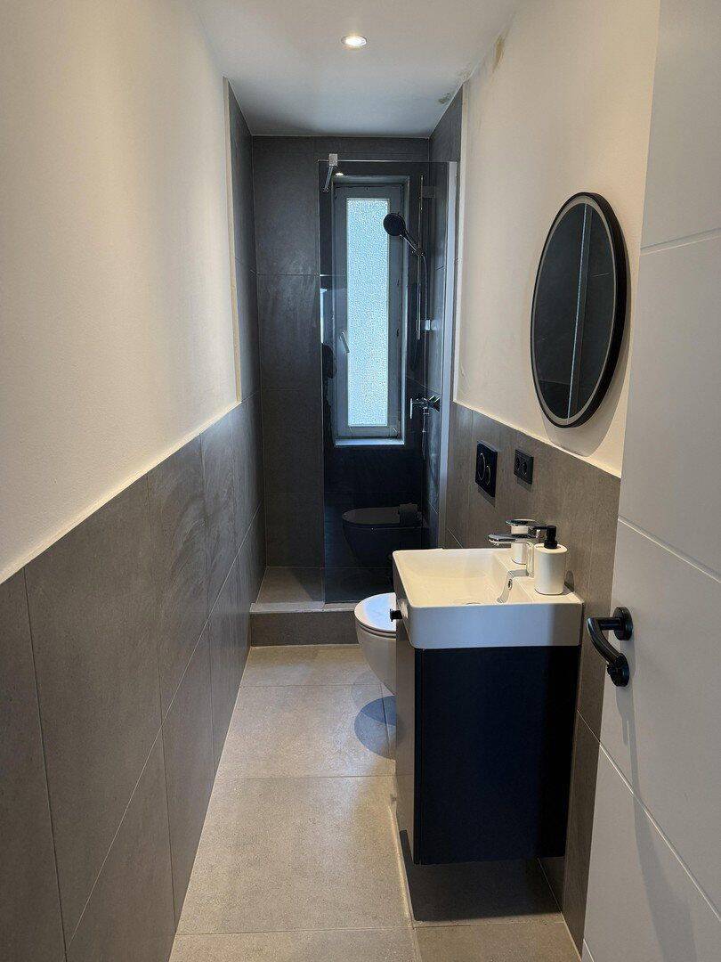 Premium WG-Zimmer (Frisch renoviert) mit Balkon, Top-Ausstattung & Gemeinschafts-Lounge – Nürnberg – Vorschaubild 6