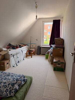 4 Zimmer Wohnung mit ausgebautem Spitzboden! – 22145 Hamburg – Vorschaubild 6