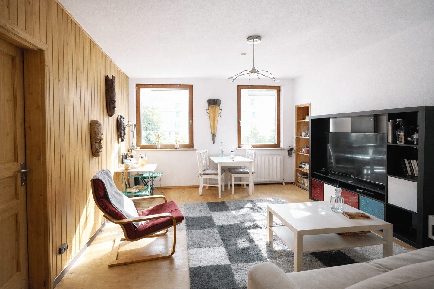 Zweifamilienhaus mit großem Entwicklungspotenzial - Ihre ideale Investitionschance! – Lahnstein – Bild 1 von 5