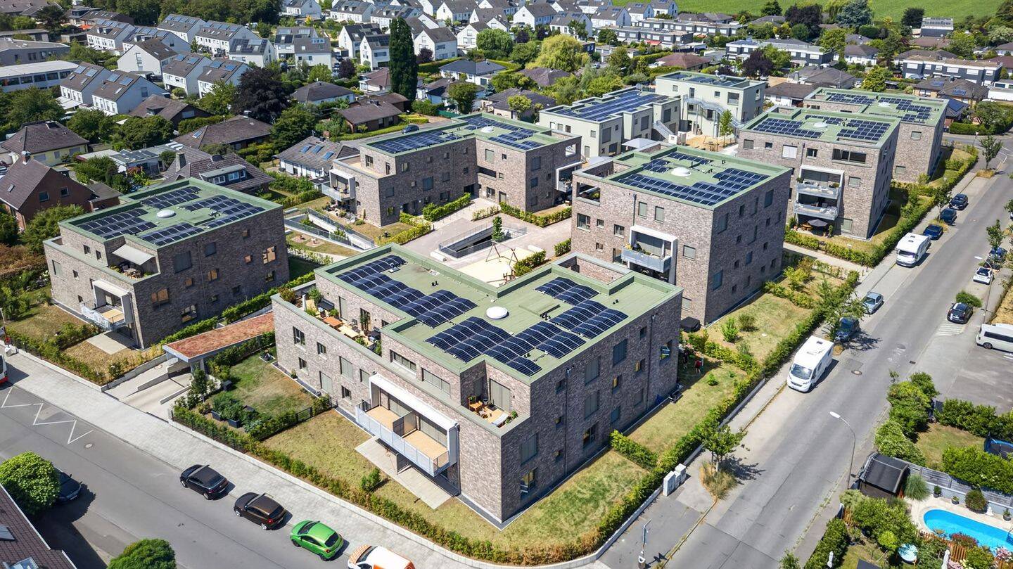 WIDOliving - Hausfeeling: Erdgeschosswohnung mit Garten und Terrasse – Köln – Vorschaubild 2