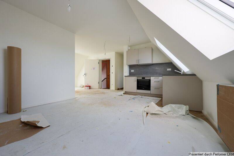 Modernes Wohnen unter dem Dach - 5-Zi-DG-Wohnung für WG oder Co-Living im KfW-40-Standard – Hamburg – Vorschaubild 4