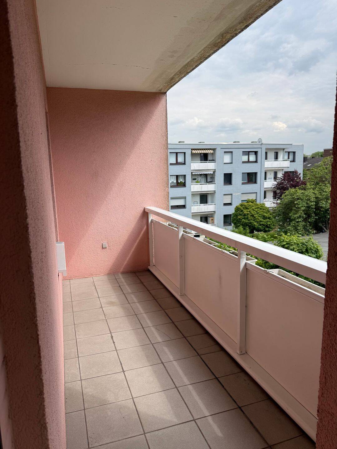 Schön geschnittene 3-Zimmer Eigentumswohnung im linksrheinischen Duisburg-Homberg – Duisburg – Vorschaubild 6