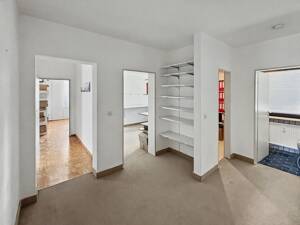 München: Attraktives Wohn- u. Geschäftshaus (Reiheneckhaus) mit Garten, Wintergarten, Teilvermietung – 80935 München – Vorschaubild 9