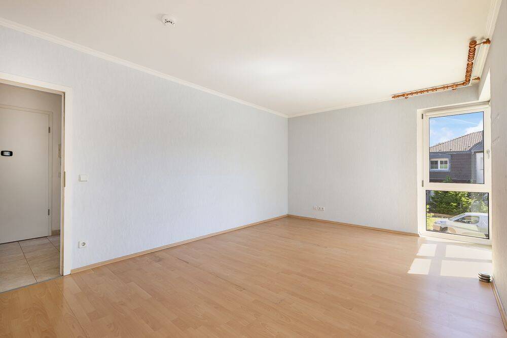 Viel Raum zum Entfalten: Helle Wohnung mit viel Potenzial und Stellplatz – Berlin – Vorschaubild 8