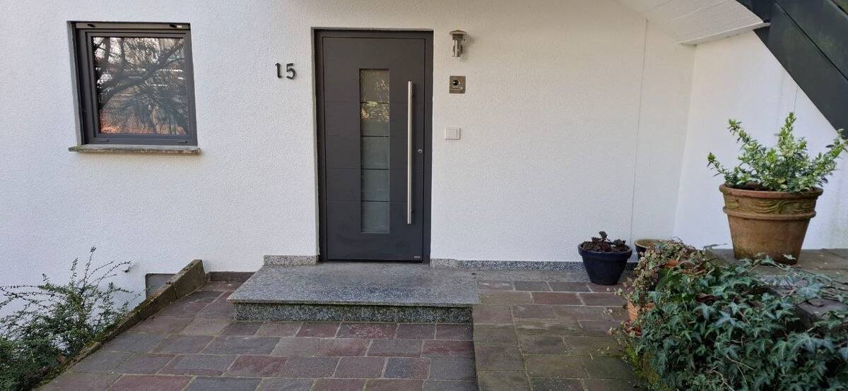 Ruhige Einliegerwohnung mit Terrasse direkt am Wald – Heidelberg – 69118 Heidelberg – Bild 1 von 8