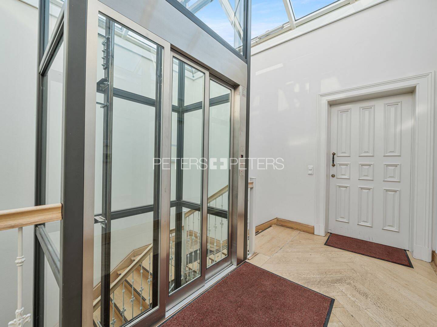 + Wo die Alster zum täglichen Begleiter wird - Penthouse mit Alsterblick + – Hamburg – Vorschaubild 5