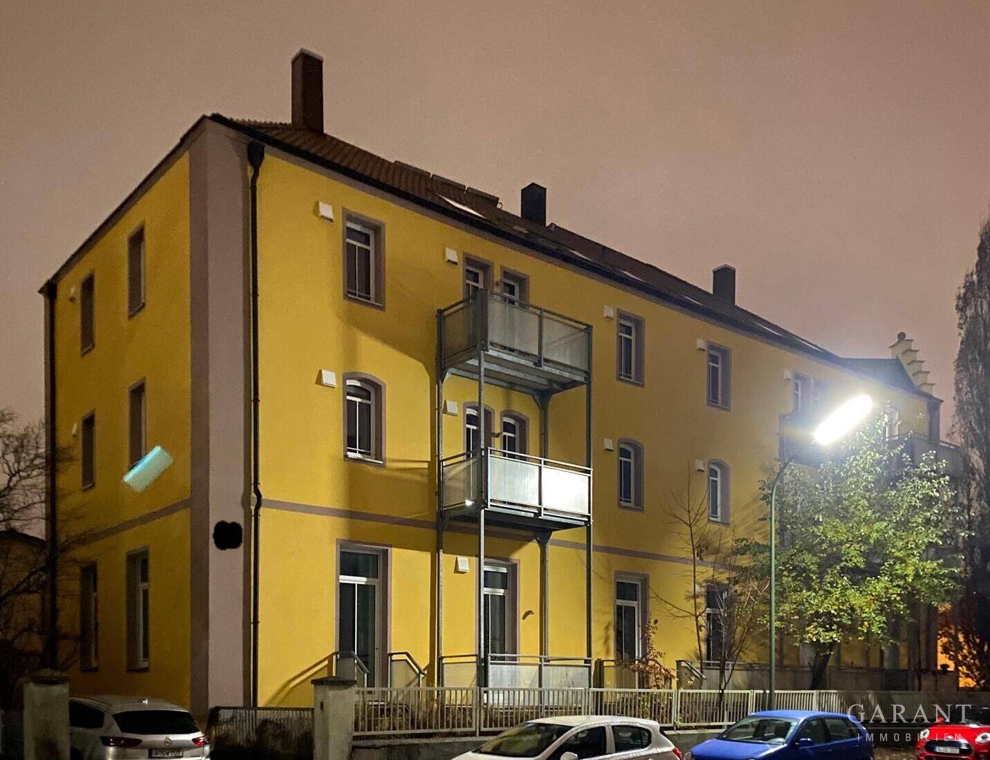 Saniertes stilvolles Gründerzeit-Mehrfamilienhaus! Ideales Investment! – Augsburg – Vorschaubild 3