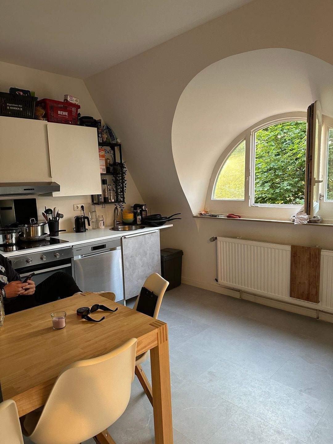 VON PRIVAT *Sanierte Wohnung in der List zentrumsnah mit guter Anbindung optional mit Dachboden 180 m2 mit zu verkaufen* – Hannover – Vorschaubild 3
