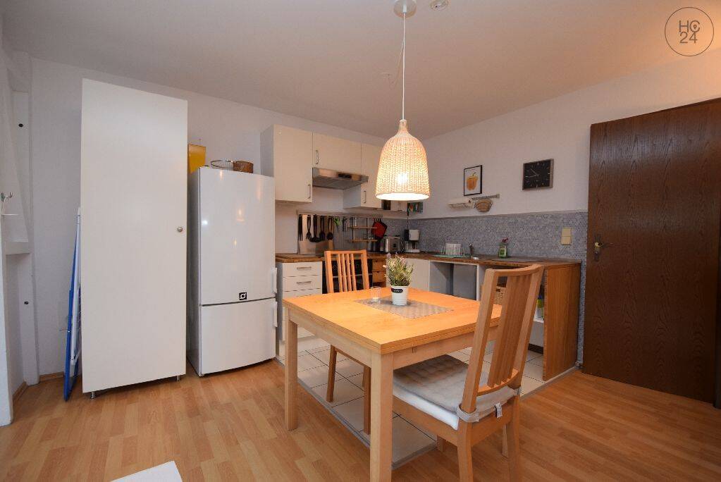 Helles möbliertes Apartment mit Küche, Internet und Stellplatz in Leverkusen – Leverkusen – Vorschaubild 5