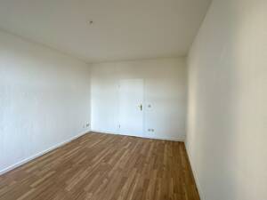 Ruhig gelegenes Kuschelnest mit Wannenbad – 39108 Magdeburg – Vorschaubild 5