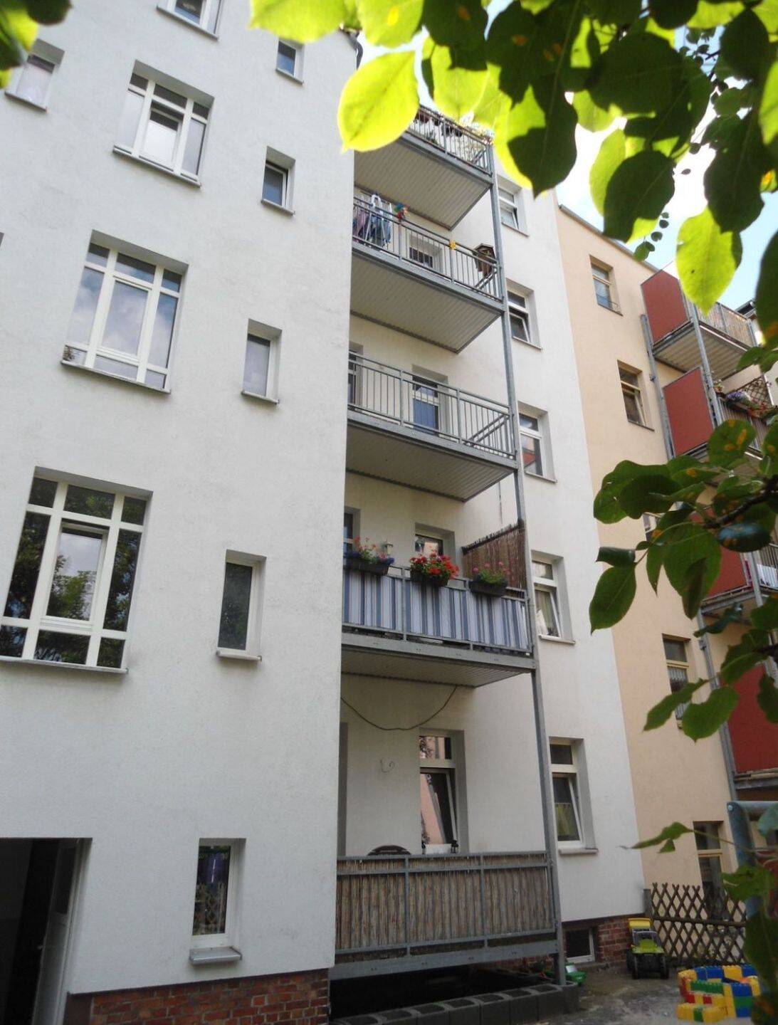 Wohntraum mit Altbaucharm! 3-Raum-Wohnung im beliebten Lutherviertel in Chemnitz!